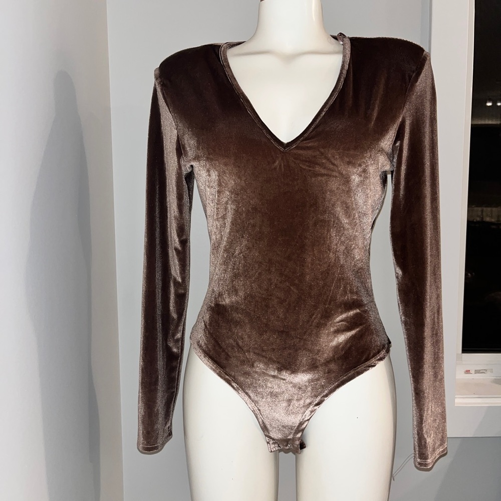 Avec Les Filles V-cut Velvet BodySuit